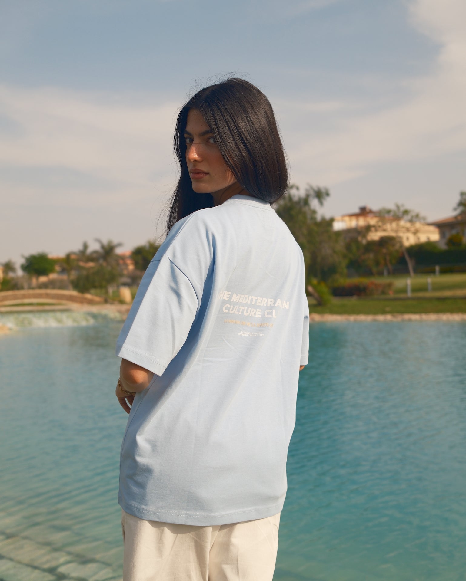 MEDITERO TEE - BABY BLUE
