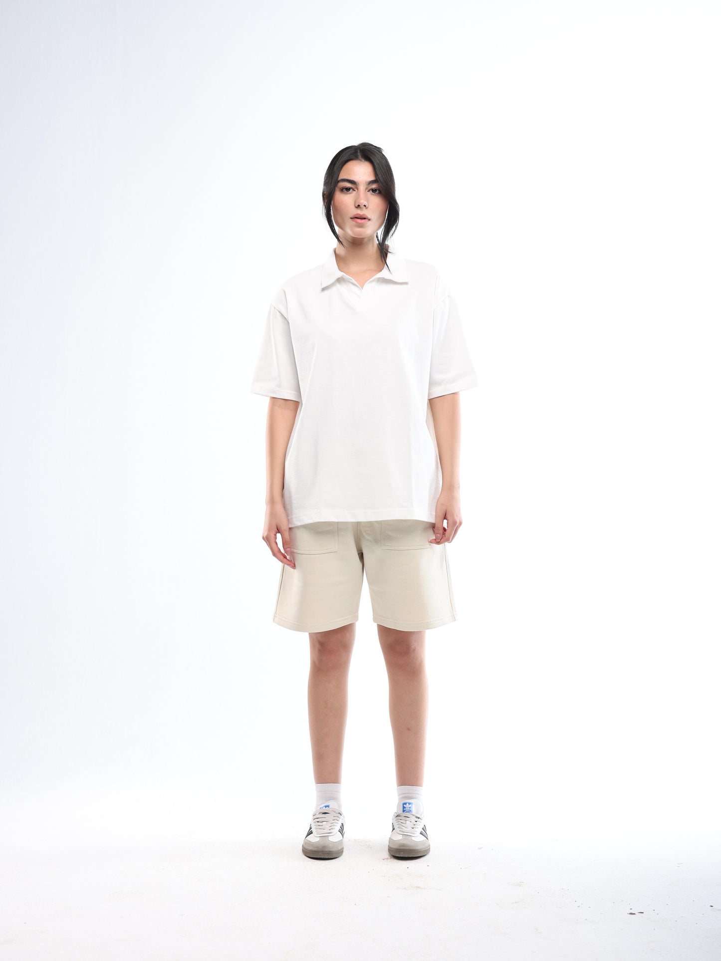 ESSENTIAL SHORTS - BEIGE