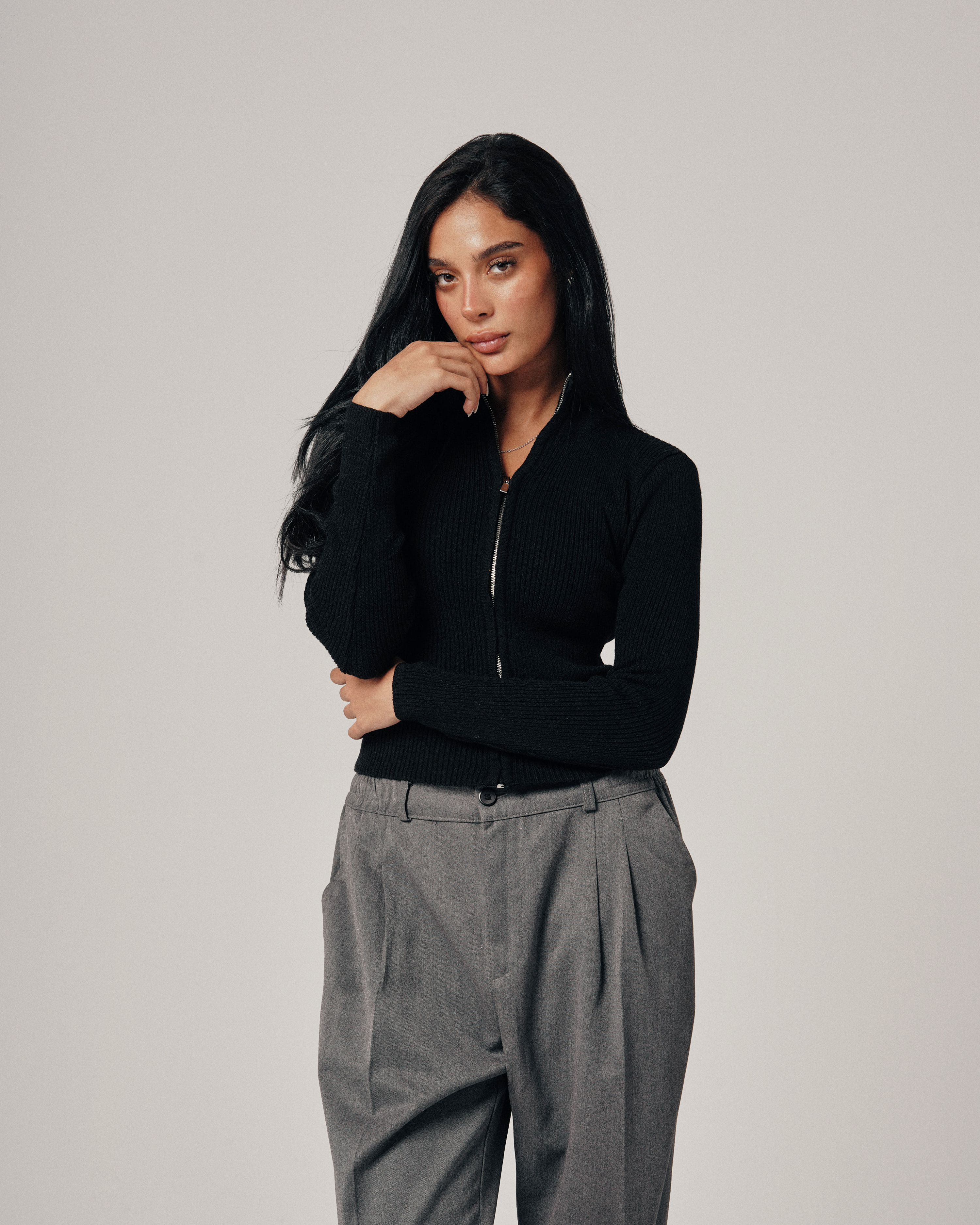 KNIT ZIP-UP CARDIGAN - BLACK