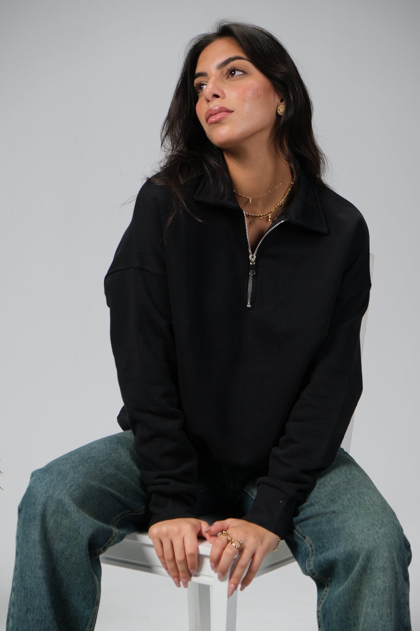 COLLARED SWEATER - BLACK