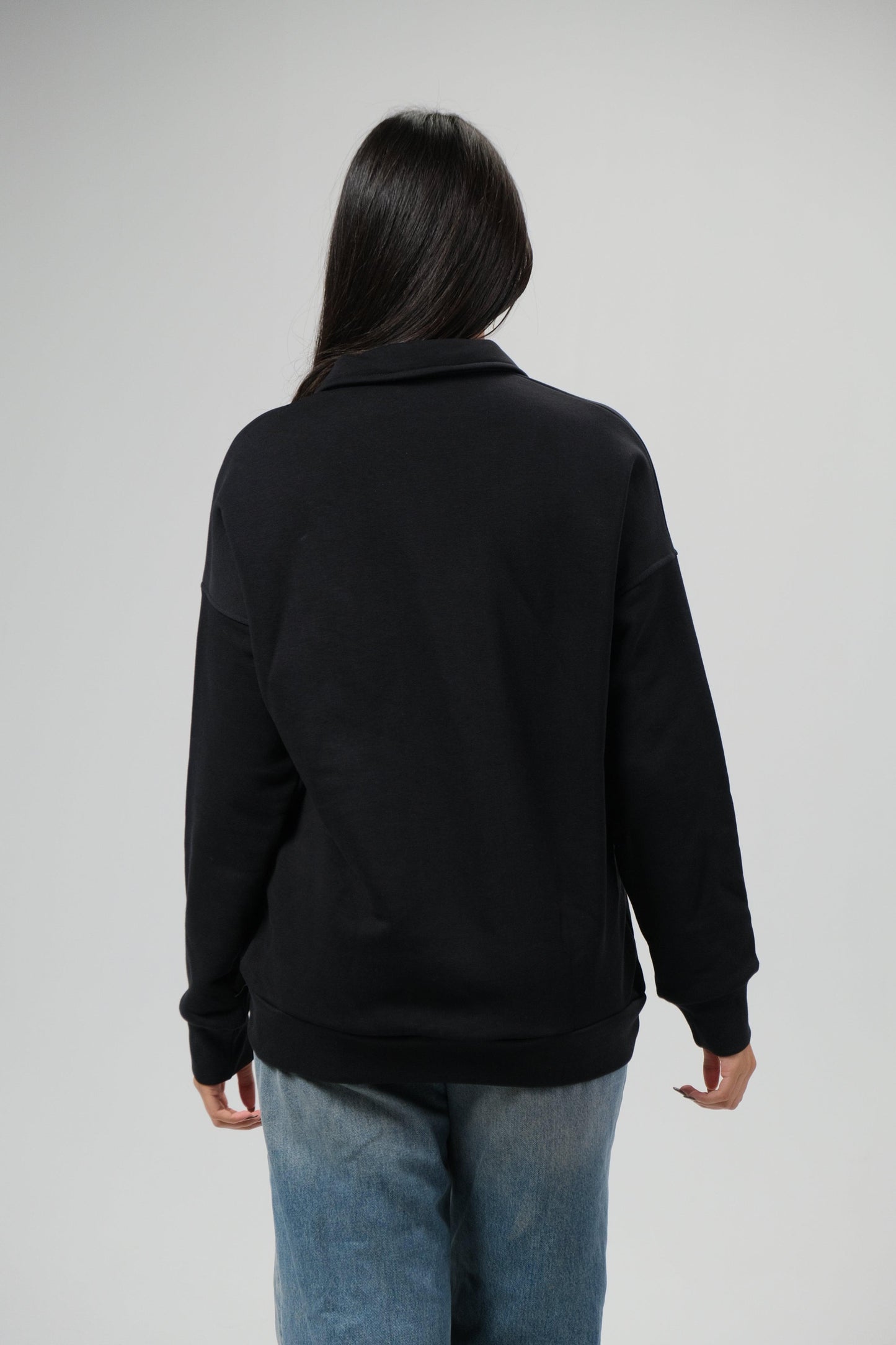 COLLARED SWEATER - BLACK