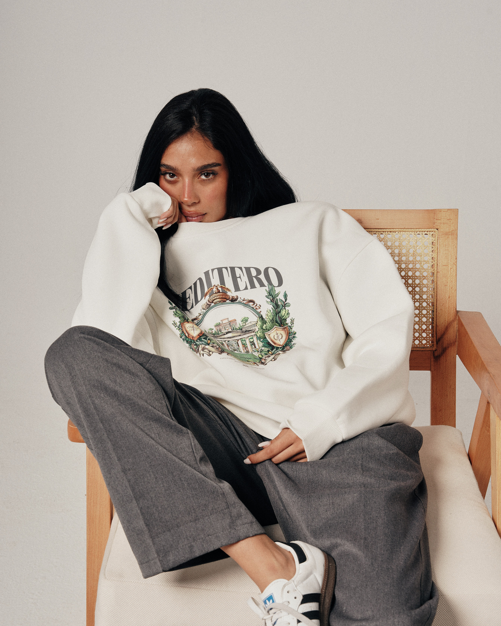 MEDITERO CREWNECK - WHITE